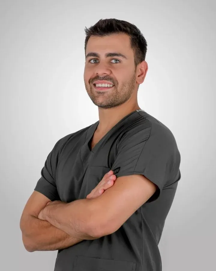 Dr Mahmut Erkal, Maxillofacial Surgeon at the dental clinic in Antalya