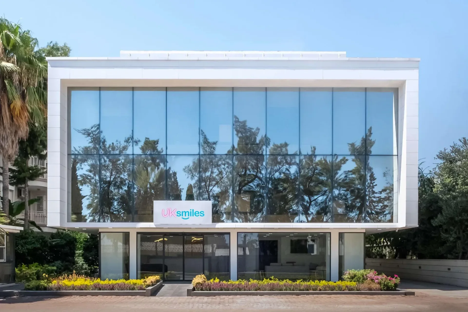 Inside the certified Antalya Dental Centre, the modern dental clinic in Turkey used by UK Smiles